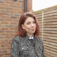 Profile picture for user Izzie Alexandrou